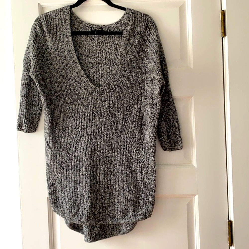 Black and white heathered 3/4 sweater